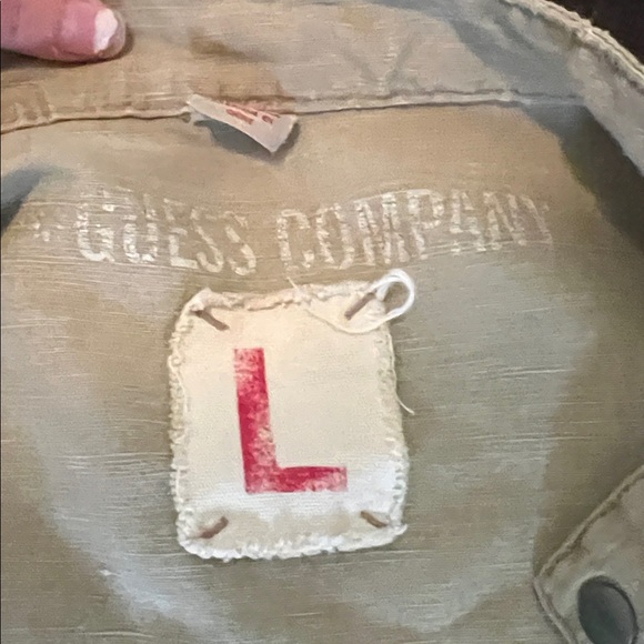 #**Unisex Cream Color Guess Jean Jacket. Military Style - Picture 6 of 10